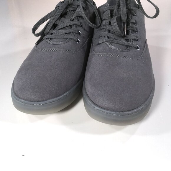 True Linkswear Men's Gray Athletic Sneakers - Picture 6 of 10